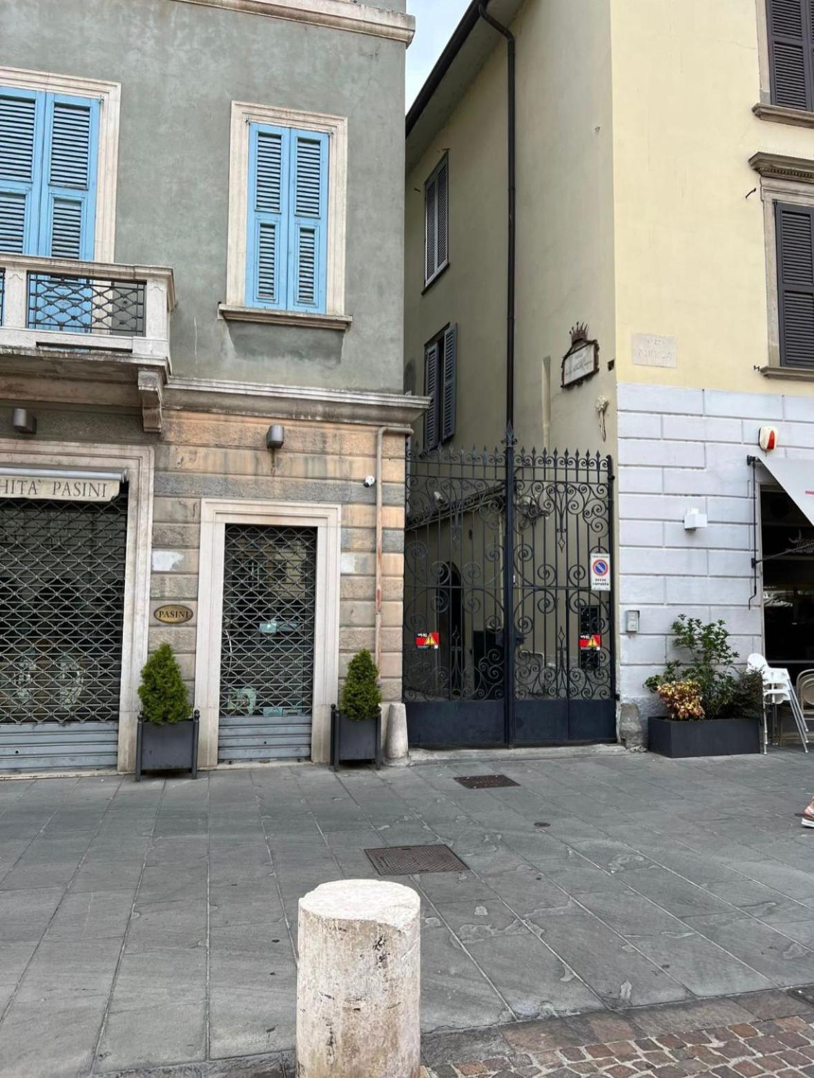 Pontida 27 Bed and Breakfast Bergamo Buitenkant foto